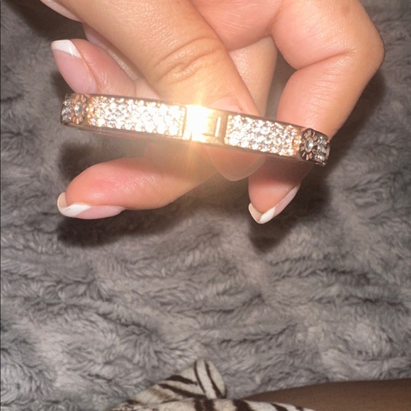LUX BANGLE✨Rose Gold screw rivet pave crystal BRACELET love bangle Henri bendel - Picture 15 of 17